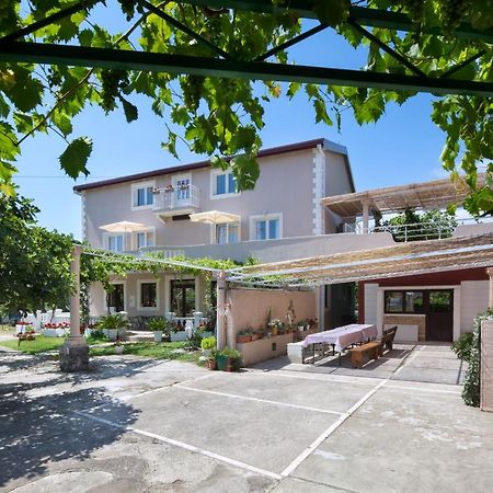 Apartments Al Parma بودفا المظهر الخارجي الصورة