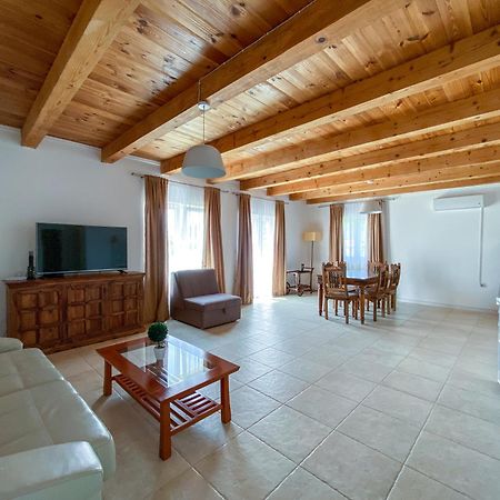 Apartments Al Parma بودفا الغرفة الصورة