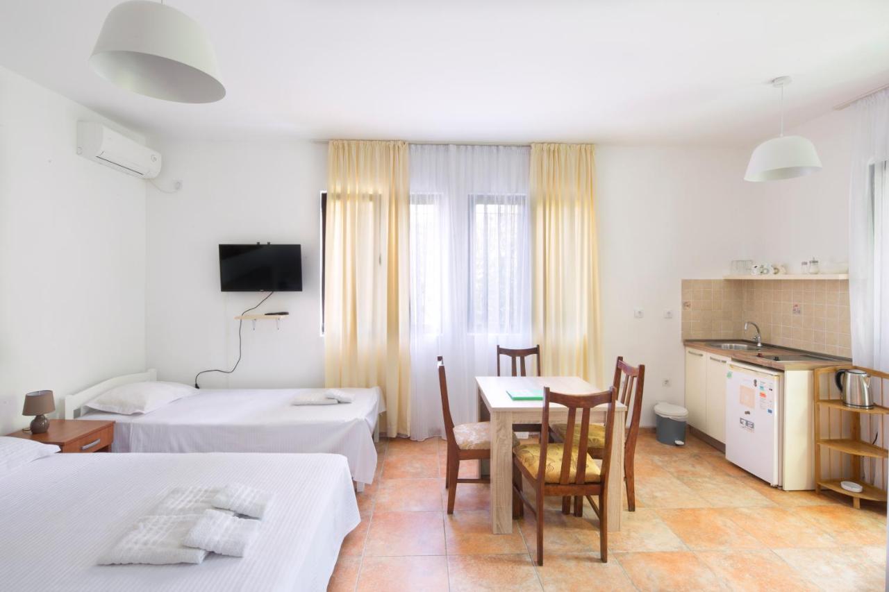 Apartments Al Parma بودفا المظهر الخارجي الصورة